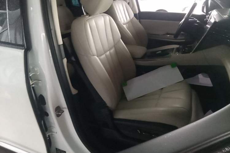 Used Nio ES8 2020 415 km Signature Edition 6-Seater Version Right Front Seat