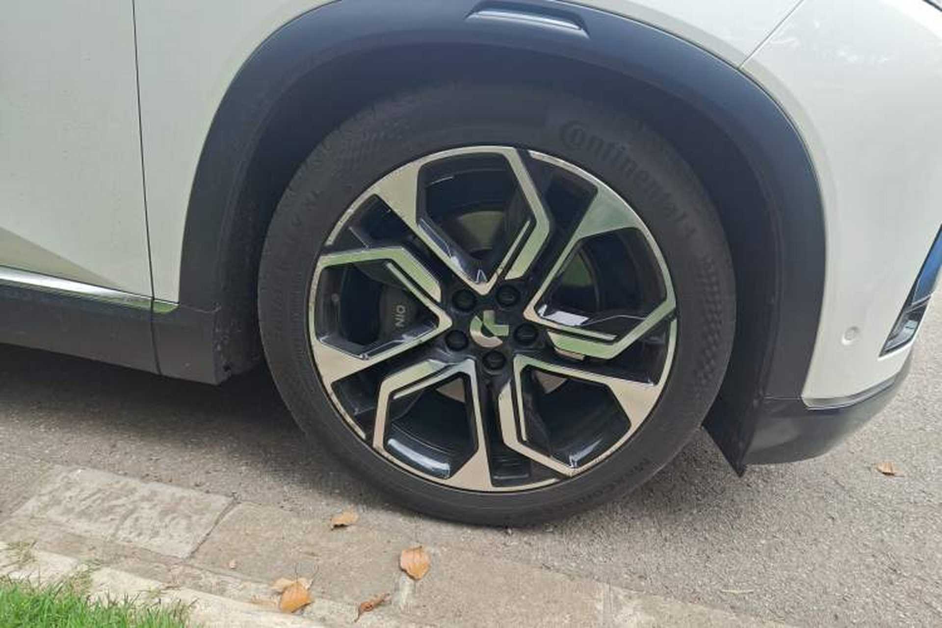 Used Nio ES8 2020 415 km Signature Edition 6-Seater Version Right Front Wheel Hub