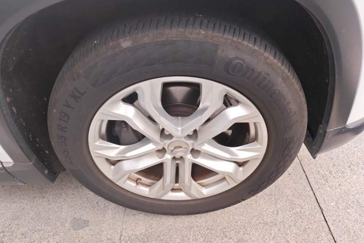 Used Nio ES8 2020 415 km Range 7-Seater Version Right Front Wheel Hub