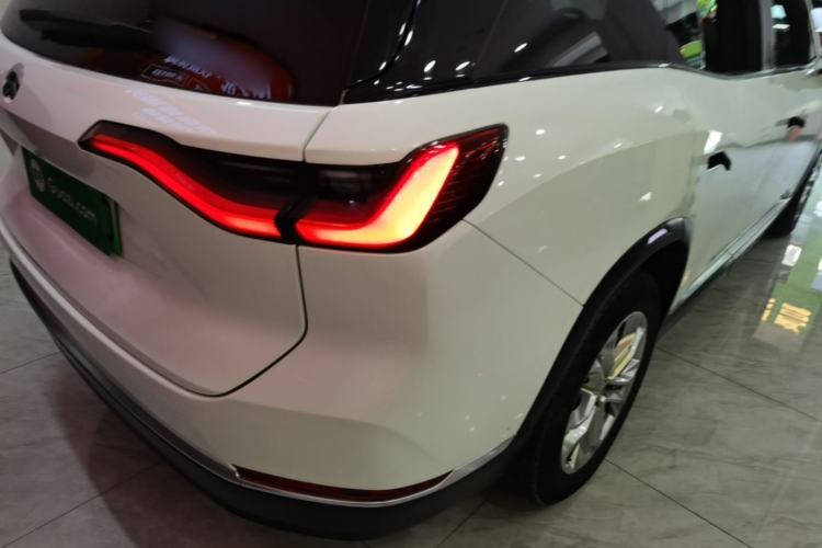Used Nio ES8 2020 415 km Range 7-Seater Version Right Rear Taillight