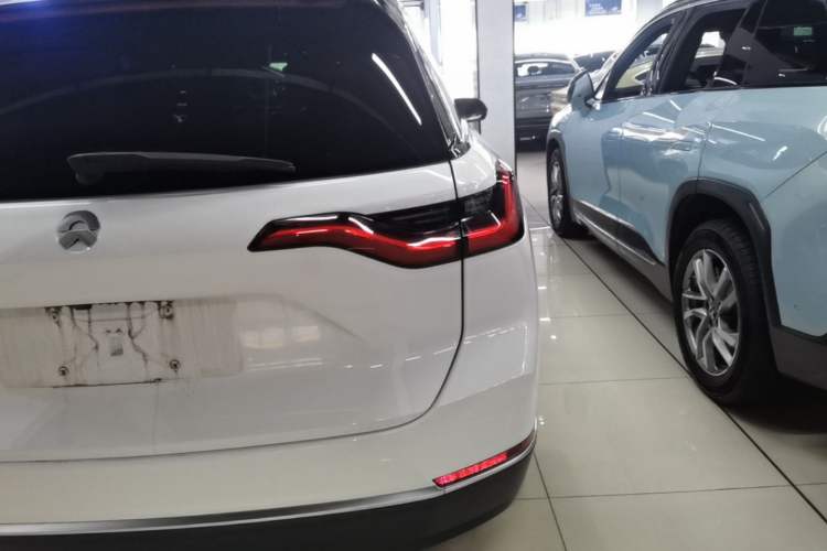 Used Nio ES8 2020 580 km Range Signature Edition Six-Seater Version Right Rear Taillight