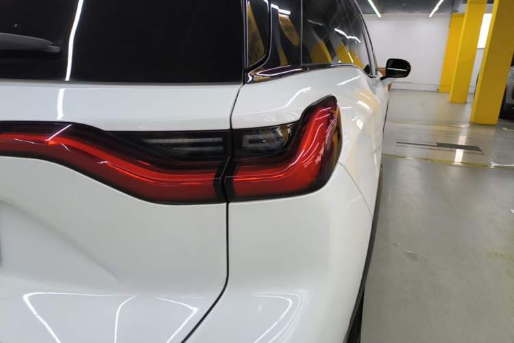 Used Nio ES8 2020 415 km Signature Edition 6-Seater Version Right Rear Taillight