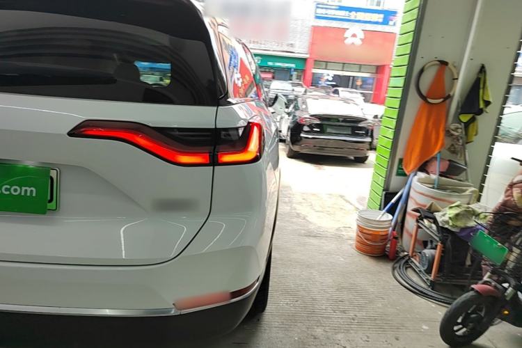Used Nio ES8 2020 415 km Signature Edition 6-Seater Version Right Rear Taillight
