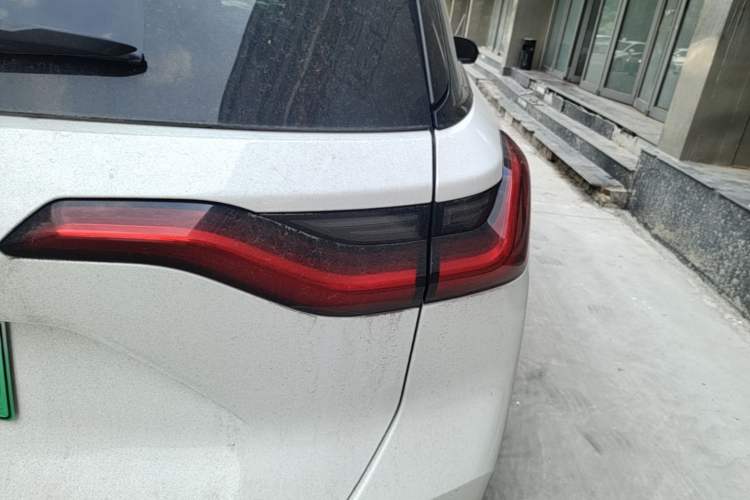 Used Nio ES8 2020 415 km Range 7-Seater Version Right Rear Taillight