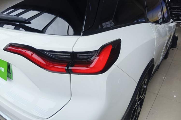 Used Nio ES8 2020 580 km Range Six-Seater Version Right Rear Taillight