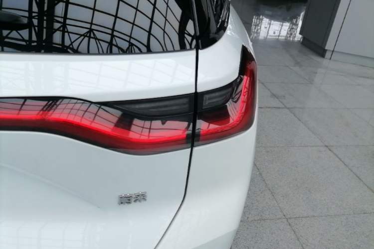Used Nio ES8 2020 415 km Range 6-Seater Version Right Rear Taillight