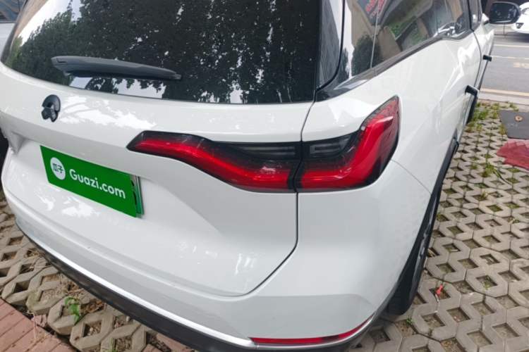Used Nio ES8 2020 580 km Range 7-Seater Version Right Rear Taillight