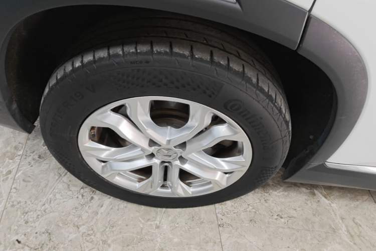 Used Nio ES8 2020 415 km Range 7-Seater Version Right Rear Wheel Hub