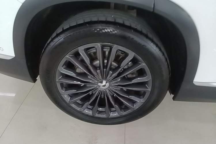 Used Nio ES8 2020 580 km Range Six-Seater Version Right Rear Wheel Hub