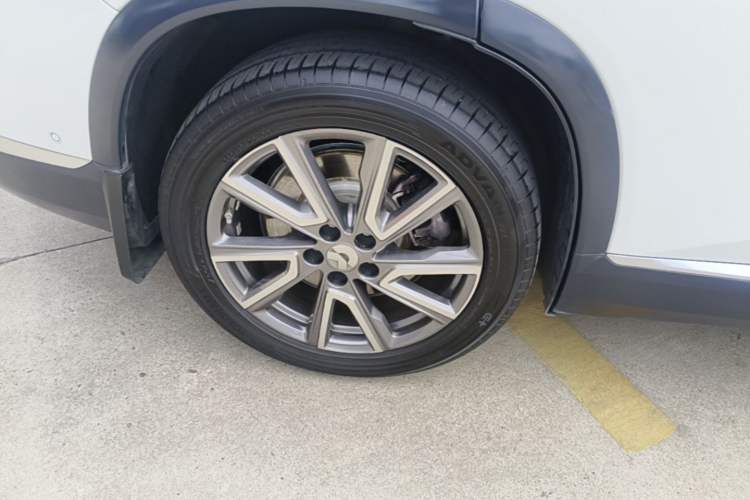 Used Nio ES8 2020 415 km Range 7-Seater Version Right Rear Wheel Hub