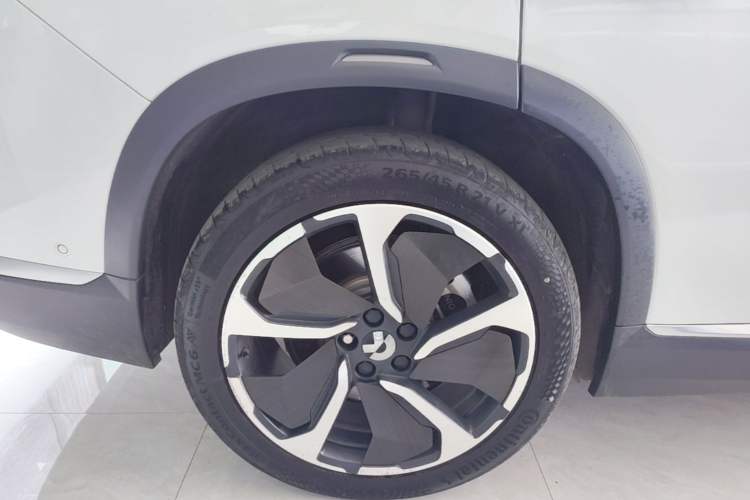 Used Nio ES8 2020 415 KM Signature Edition 7-Seater Version Right Rear Wheel Hub