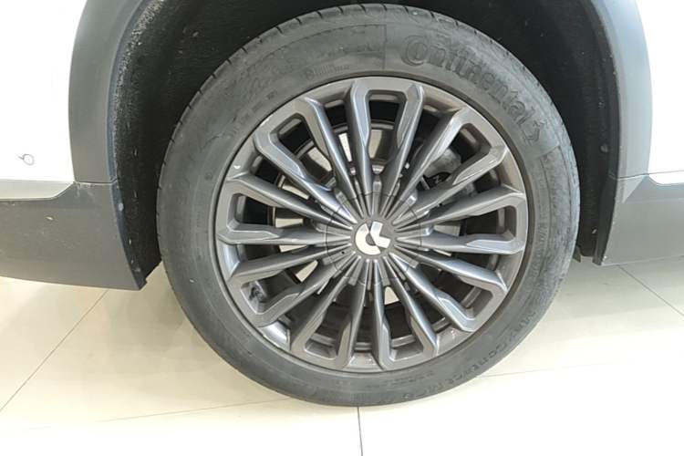 Used Nio ES8 2020 415 km Range 7-Seater Version Right Rear Wheel Hub