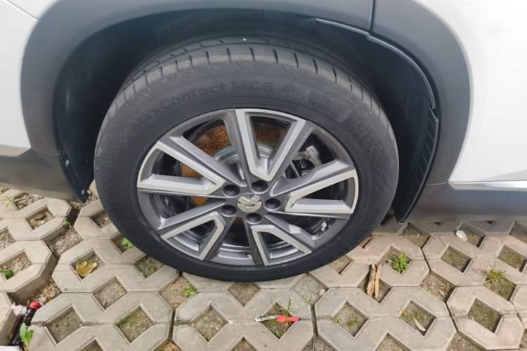 Used Nio ES8 2020 580 km Range 7-Seater Version Right Rear Wheel Hub