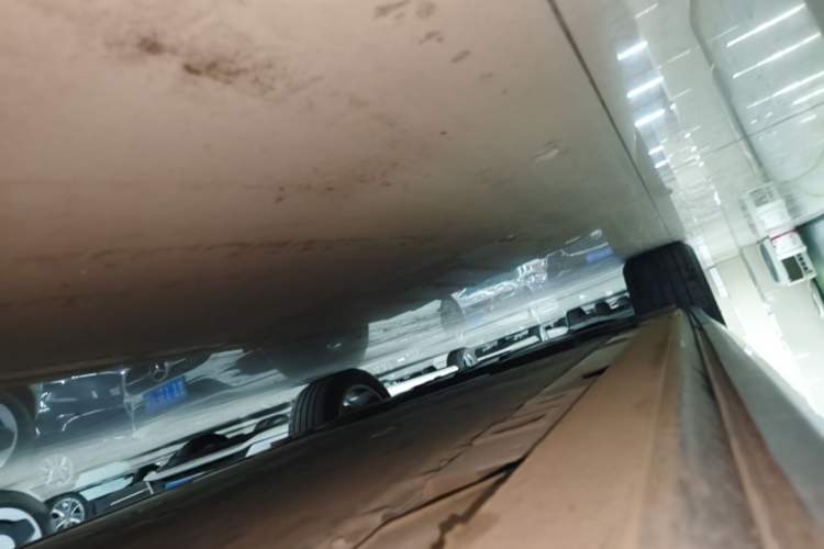 Used Nio ES8 2020 580 km Range Six-Seater Version Right Side Sill