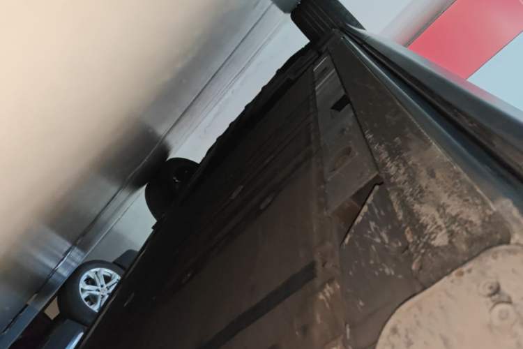 Used Nio ES8 2020 580 km Signature Edition 7-Seater Version Right Side Sill