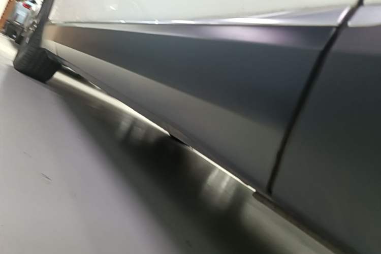 Used Nio ES8 2020 580 km Range Six-Seater Version Right Side Sill