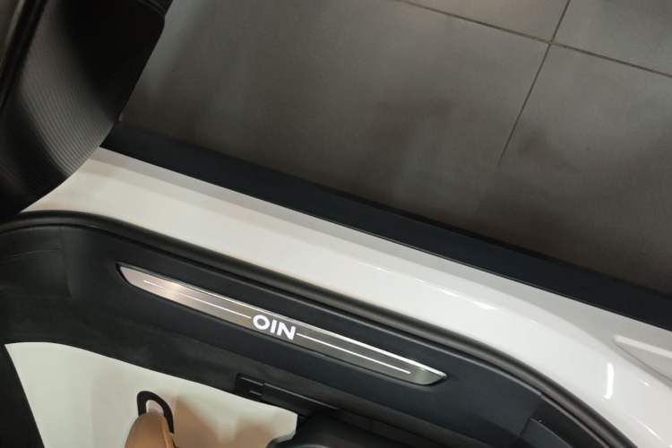 Used Nio ES8 2020 580 km Range Six-Seater Version Right Side Sill