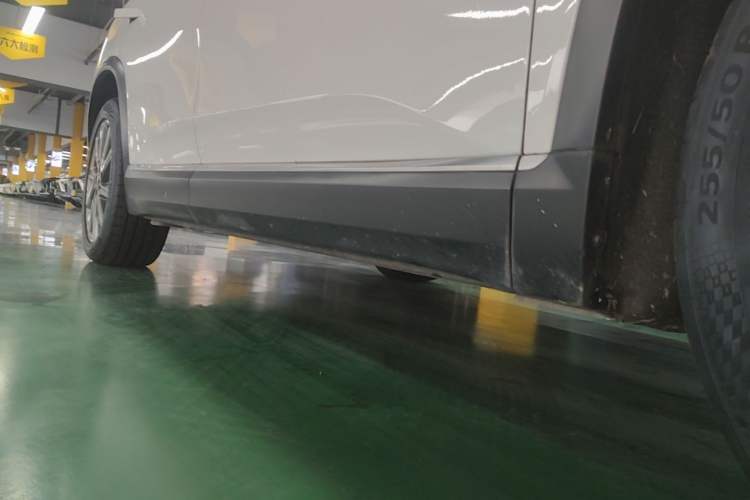 Used Nio ES8 2020 415 km Range 6-Seater Version Right Side Sill
