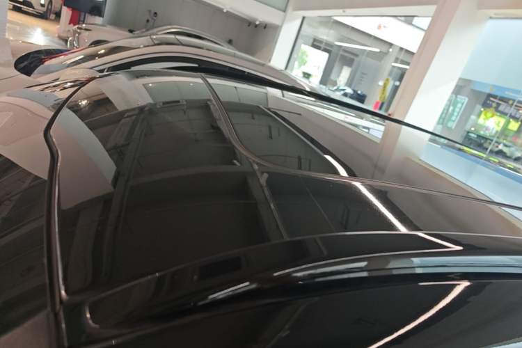 Used Nio ES8 2020 580 km Range 7-Seater Version Roof