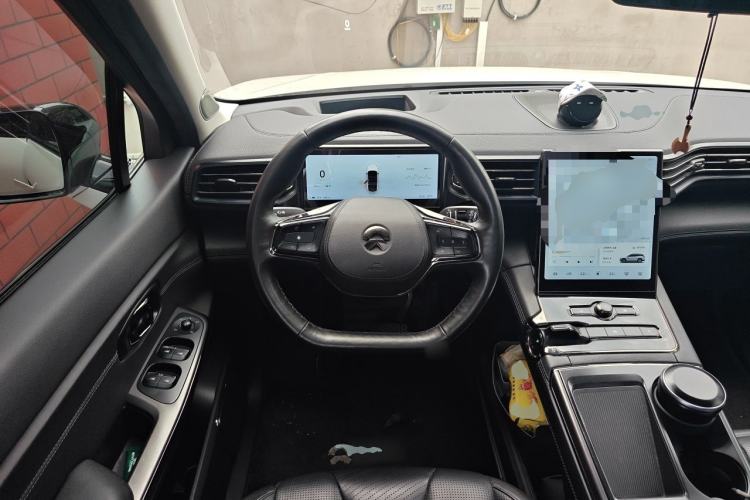 Used Nio ES8 2020 580 km Range Six-Seater Version Steering Wheel