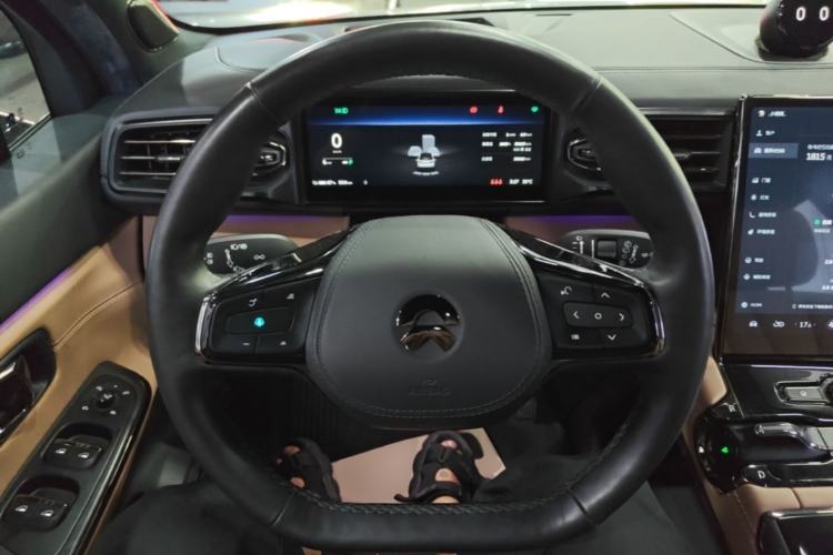 Used Nio ES8 2020 580 km Signature Edition 7-Seater Version Steering Wheel