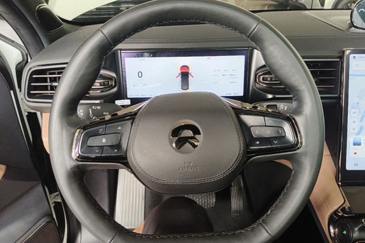 Used Nio ES8 2020 580 km Range Six-Seater Version Steering Wheel