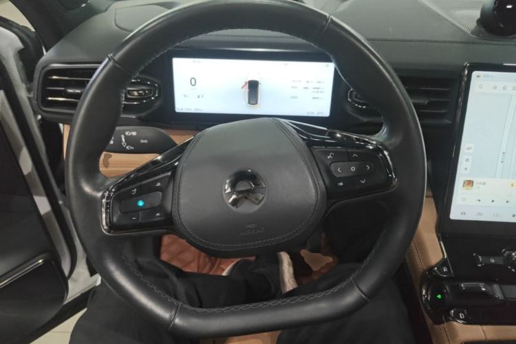 Used Nio ES8 2020 580 km Range Six-Seater Version Steering Wheel