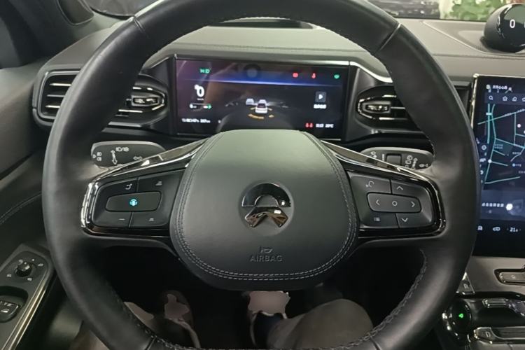 Used Nio ES8 2020 580 km Range Six-Seater Version Steering Wheel