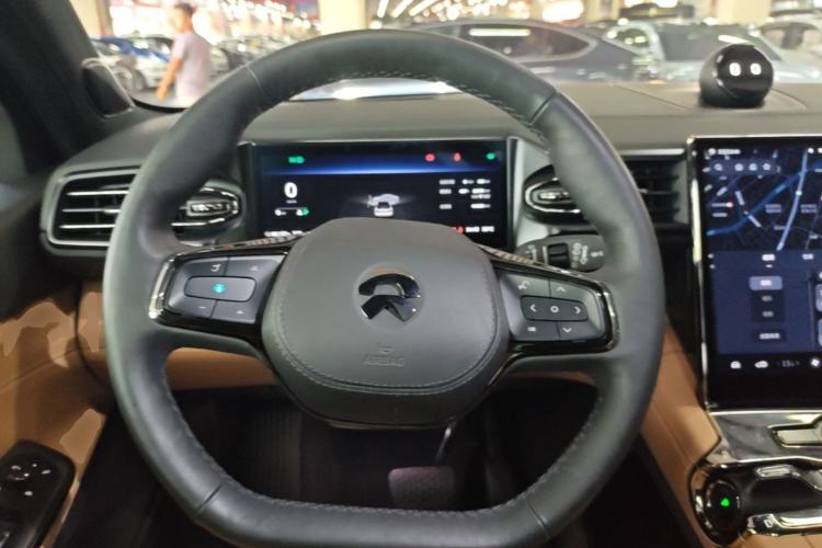 Used Nio ES8 2020 580 km Range Six-Seater Version Steering Wheel
