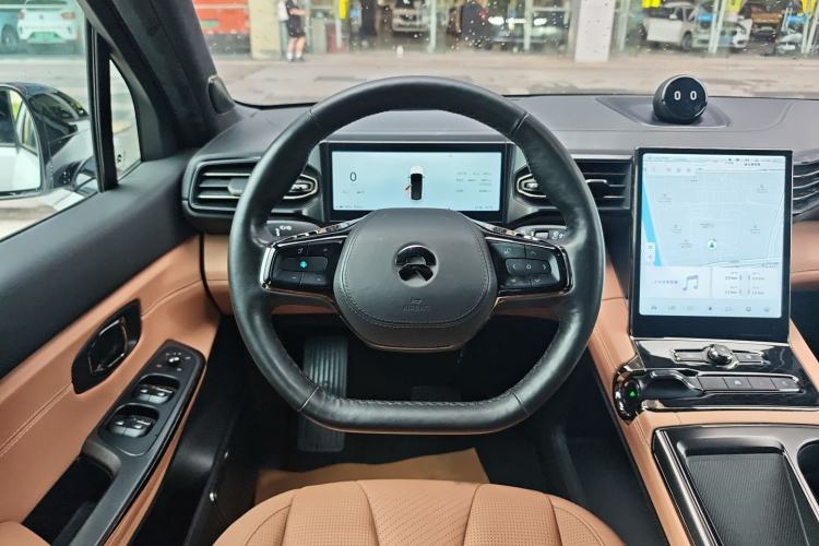 Used Nio ES8 2020 580 km Range Signature Edition Six-Seater Version Steering Wheel