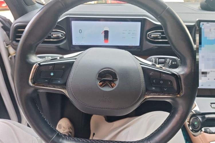 Used Nio ES8 2020 415 km Signature Edition 6-Seater Version Steering Wheel