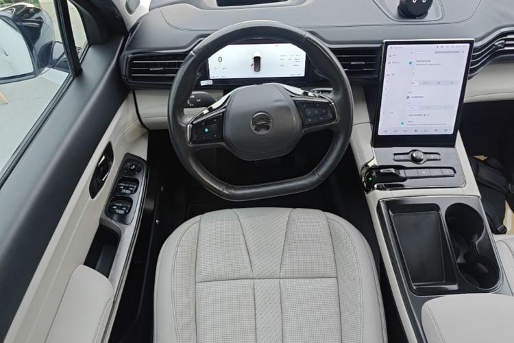 Used Nio ES8 2020 580 km Signature Edition 7-Seater Version Steering Wheel
