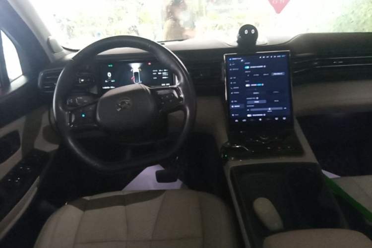 Used Nio ES8 2020 415 km Signature Edition 6-Seater Version Steering Wheel