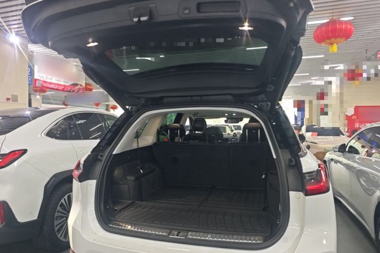 Used Nio ES8 2020 580 km Range 7-Seater Version Trunk