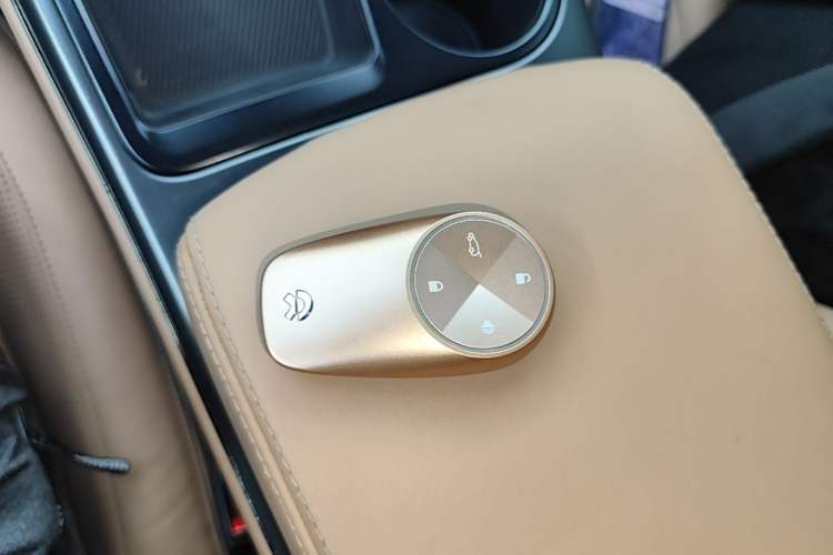 Used Nio ES8 2020 415 km Signature Edition 6-Seater Version Vehicle Key