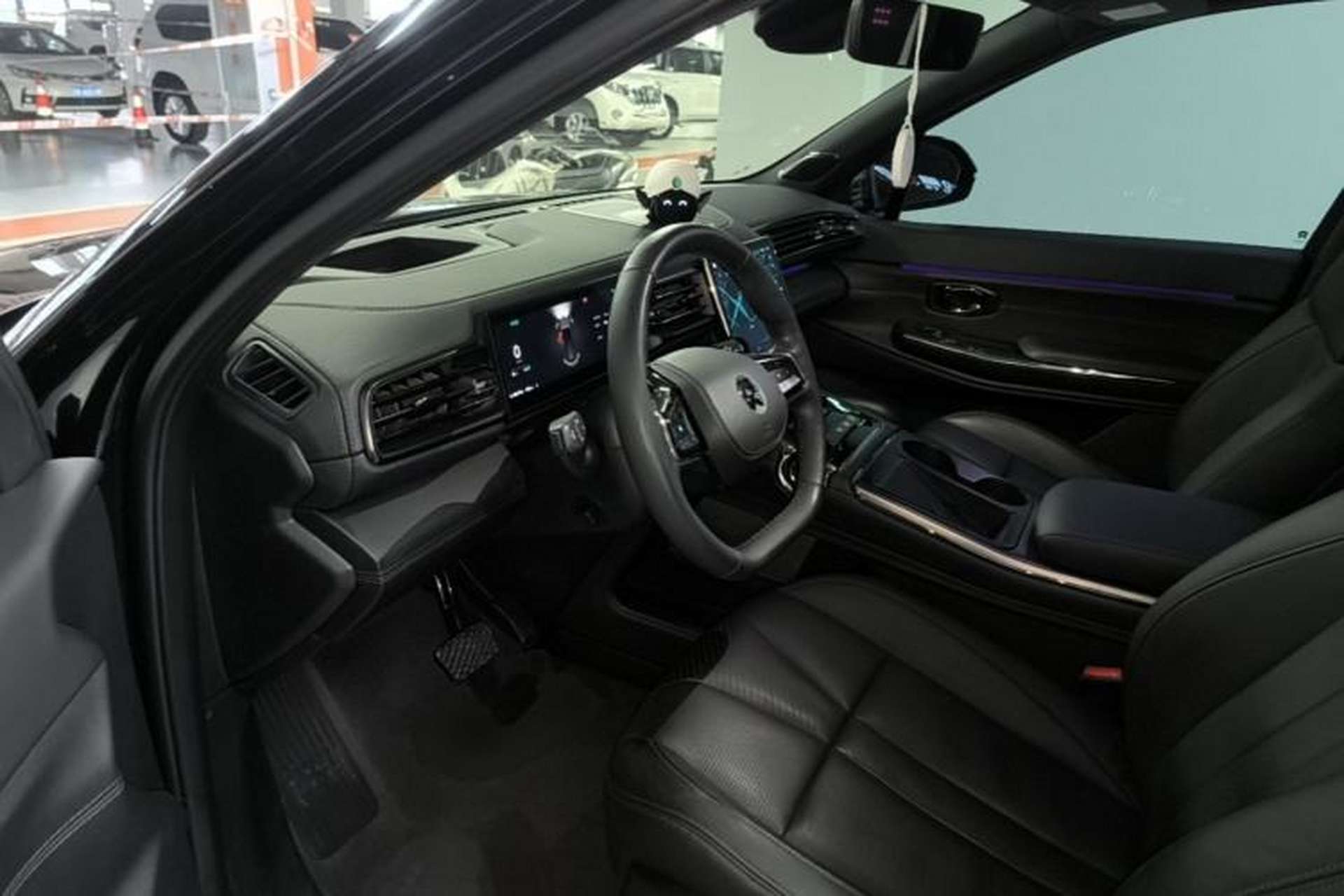 Used Nio ES8 2022 100 kWh Six-Seater Version Driver Seat