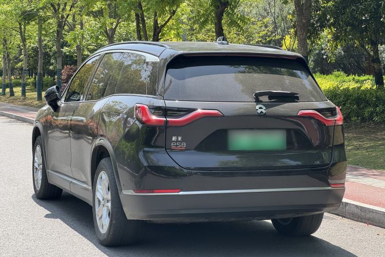 Used Nio ES8 2022 100 kWh Six-Seater Version Exterior 8