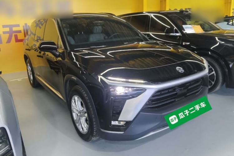 Used Nio ES8 2022 100 kWh Six-Seater Version Front Right 45 Deg