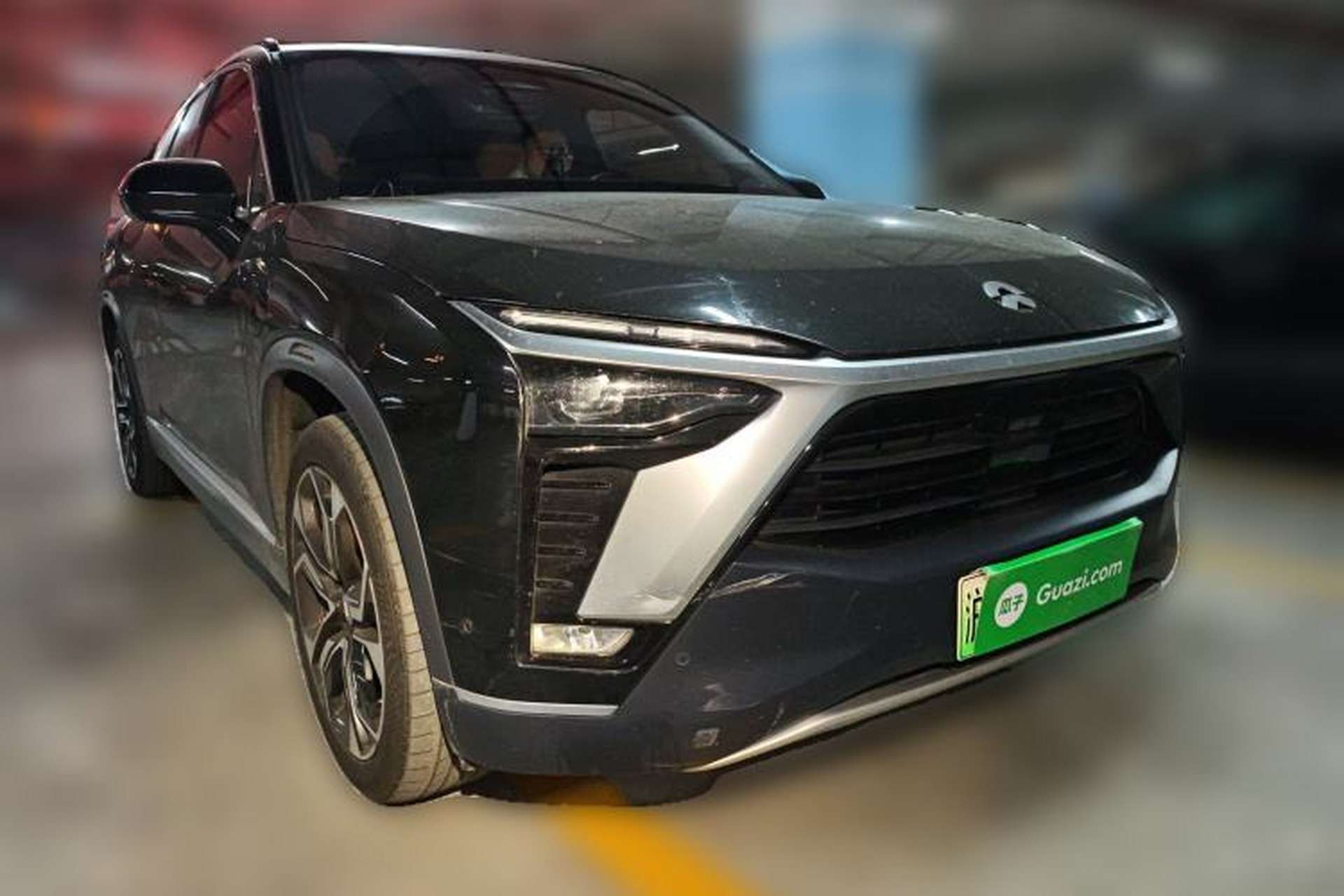 Used Nio ES8 2022 75 kWh Six-Seater Version Front Right 45 Deg