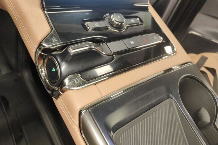 Used Nio ES8 2022 75 kWh Six-Seater Version Gear Lever