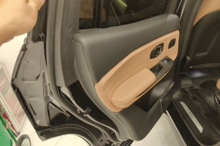 Used Nio ES8 2022 75 kWh Six-Seater Version Interior 5