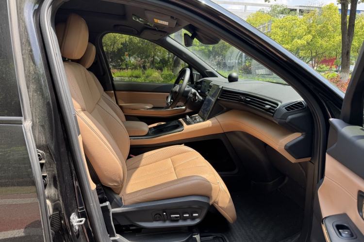 Used Nio ES8 2022 100 kWh Six-Seater Version Interior 6