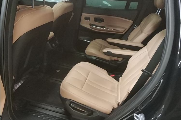 Used Nio ES8 2022 75 kWh Six-Seater Version Left Rear Seat