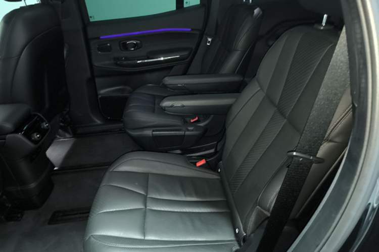 Used Nio ES8 2022 100 kWh Six-Seater Version Left Rear Seat