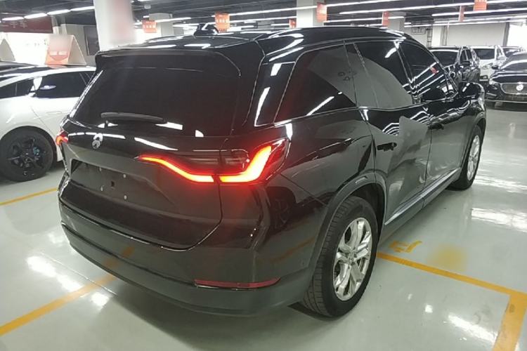 Used Nio ES8 2022 75 kWh Six-Seater Version Rear Right 45 Deg