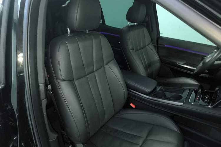 Used Nio ES8 2022 100 kWh Six-Seater Version Right Front Seat