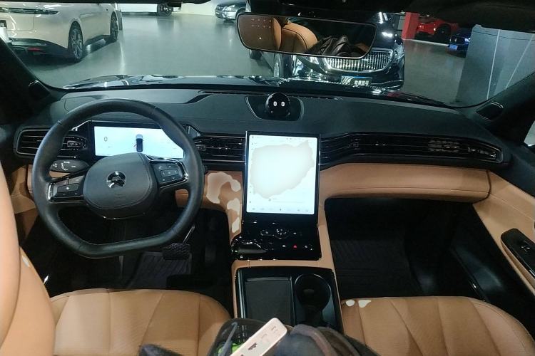Used Nio ES8 2022 75 kWh 7-Seater Version Center Console