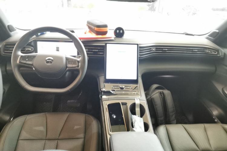 Used Nio ES8 2022 100 kWh Six-Seater Version Center Console