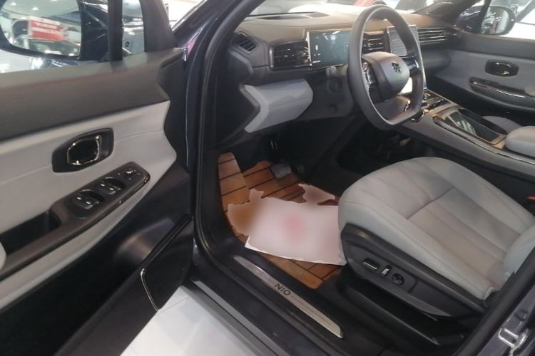 Used Nio ES8 2022 100 kWh Six-Seater Version Driver Seat