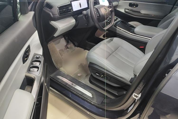 Used Nio ES8 2022 75 kWh Six-Seater Version Driver Seat
